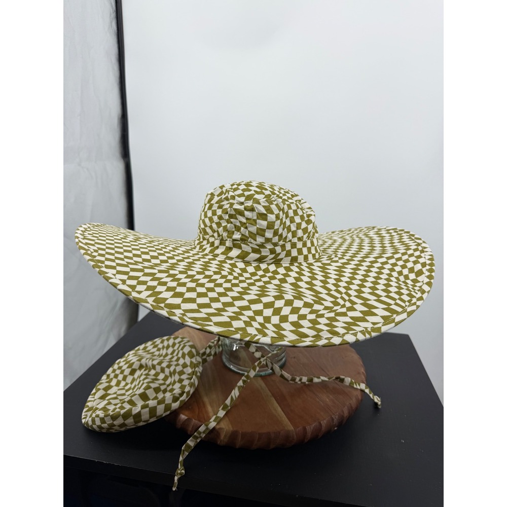 BAGGU Packable Sun Hat moss trippy checker pattern wide brim storage pouch